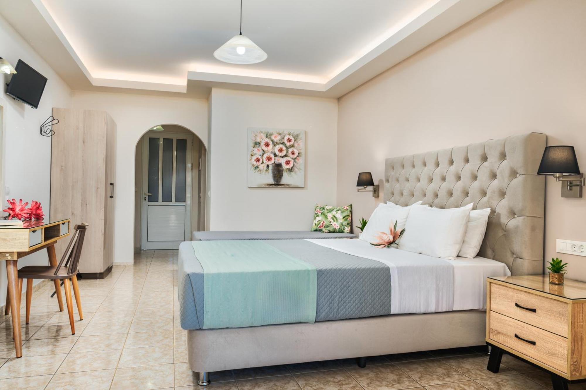 Rania's Deluxe Apartment
